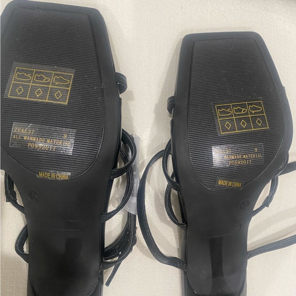 GRACIE HEELED SANDAL - Picture 7 of 8